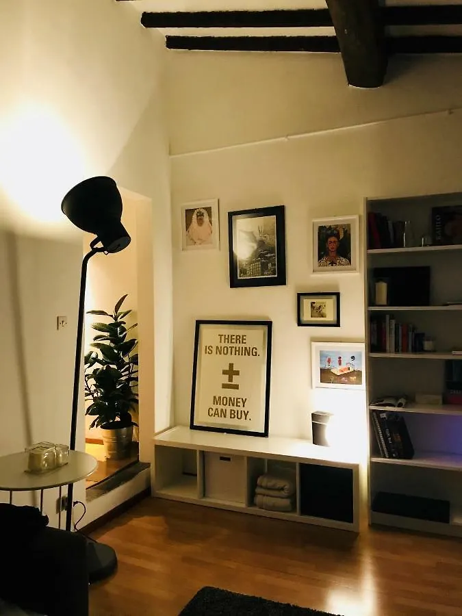 Moya Florence Apartment 0*,